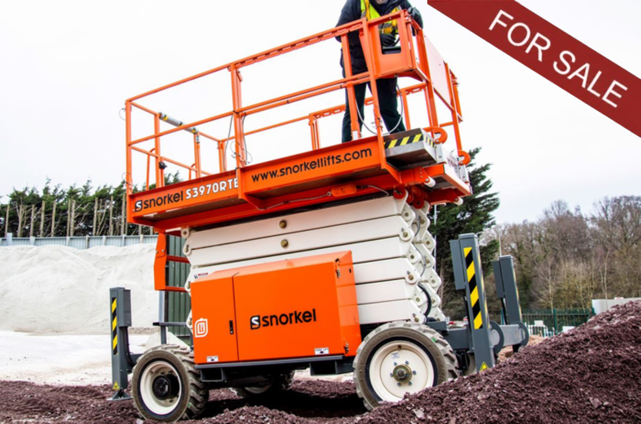 Snorkel 14m Electric Scissor Lift