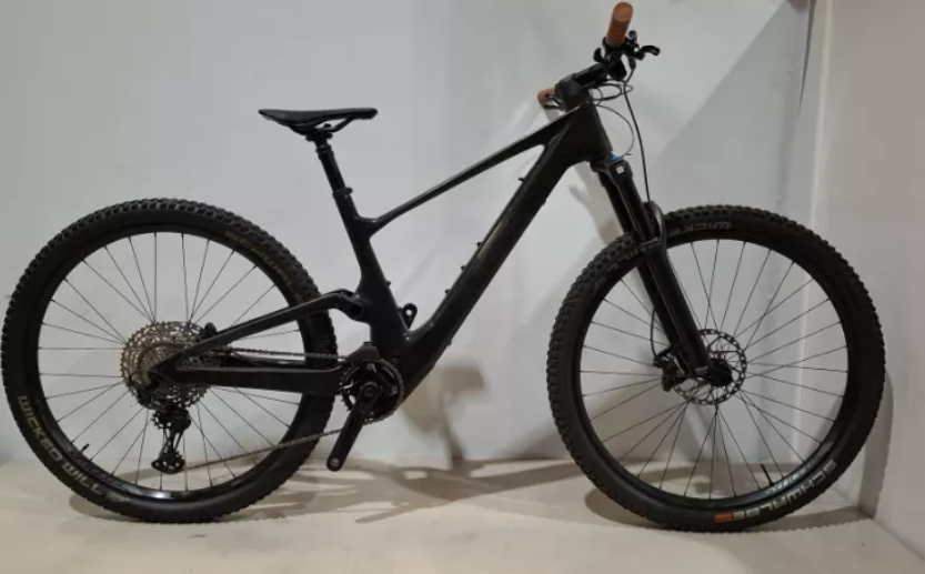 SCOTT LUMEN 910 BIKE